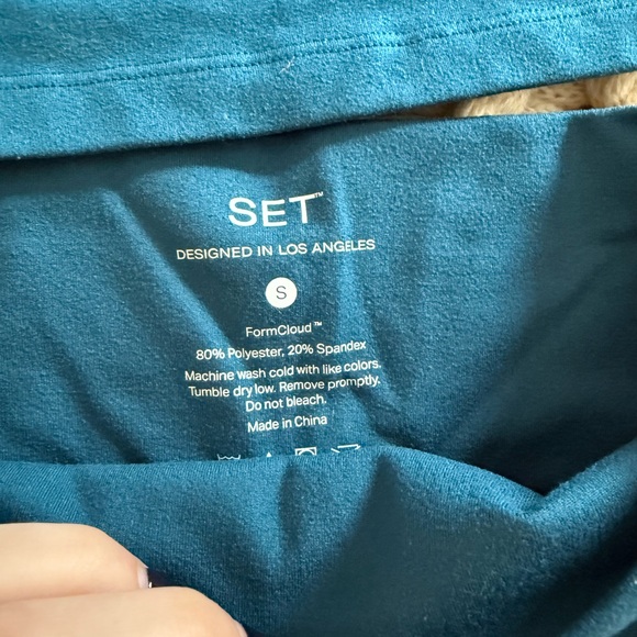 Set active teal formcloud Set - Picture 2 of 3